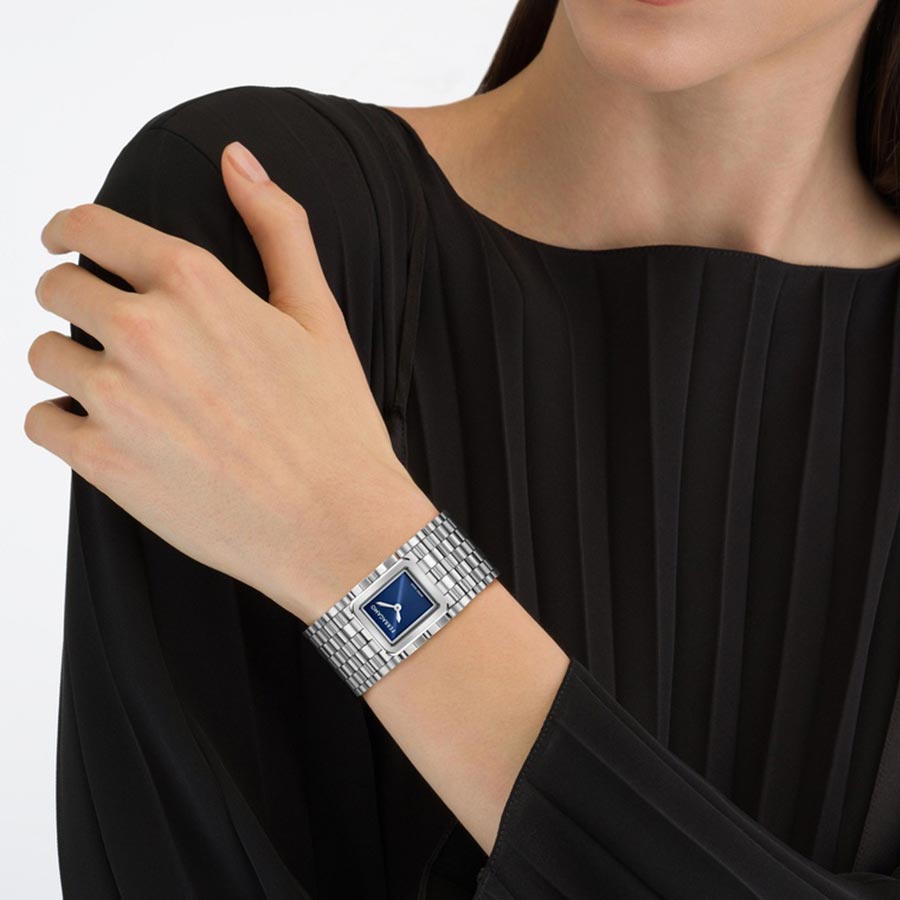 שעון Ferragamo מקולקציית Manchette עם אמרלד ויהלומים, שעון לאישה ,דגם SFJM00526